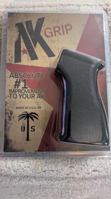 US PALM AK Grip