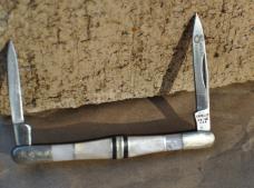 Camillus Santa Fe Stone Works Tuxedo Pearl And Jet 3" Closed Never Used 1/2 Stop Tight Loud Snap