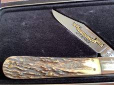 Case xx collectors club knife. 2006 Big Ole Daddy Barlow (Mdl# 5143) w/ Gnarly Stag Handles -NOS