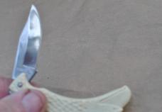 White Thermo Plastic Eagle head With Feathers Red Stone Eyes Lock Back 3 1/2" Closed Mint Taiwan