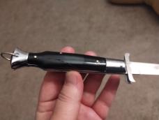Rizzuto Estileto Wasp Body Switchblade