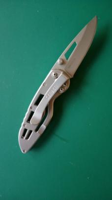 Gerber Rip Stop 1 Folding Knife Nice Condition Very Clean.