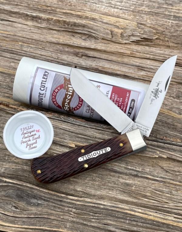 GEC TIDIOUTE ** 735221 SFA ANTIQUE AUTUMN PEACH SEED JIGGED BONE SQUARE END TRAPPER