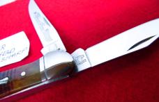 949 BOWIE SERIES ROUGH RIDER COPPERHEAD BONE SCALE UNUSED KNIFE BOWIE KNIFE SHIELD