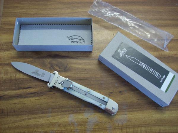 Hubertus Knife Shellpuller Patronenzieher Large Size 11 White Bone UNUSED NIB. Hubertus Knife Shellpuller Patronenzieher Large Size 11 White Bone UNUSED NIB.