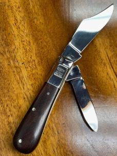 Taylor's Eye Custom made Twin Blade Barlow-Clip & Pen blades, Desert Ironwood scales and filing