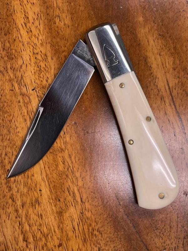 Northwoods (by Great Eastern Cutlery) Madison Barlow with Clip Point Blade and Elephant Ivory Covers Northwoods (by Great Eastern Cutlery) Madison Barlow with Clip Point Blade and Elephant Ivory Covers