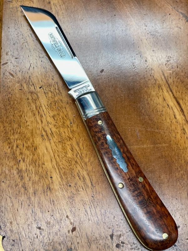 GEC Northfield #933124 Ramsfoot Swayback with Ramsfoot Blade and Snakewood Covers GEC Northfield #933124 Ramsfoot Swayback with Ramsfoot Blade and Snakewood Covers