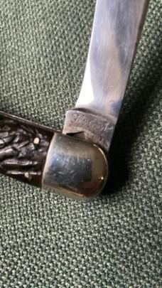 Flylock hawkbill