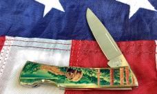 Case xx 1984 Medium Lockback (mdl# 059L SS) w/ Large Brown Bear in Wilderness Synthetic Handles -NOS
