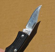 Imperial Ireland 2" Key Fob Lock Back Folder With Bail Light Use Tight Tiger Snap Fiber Handles 
