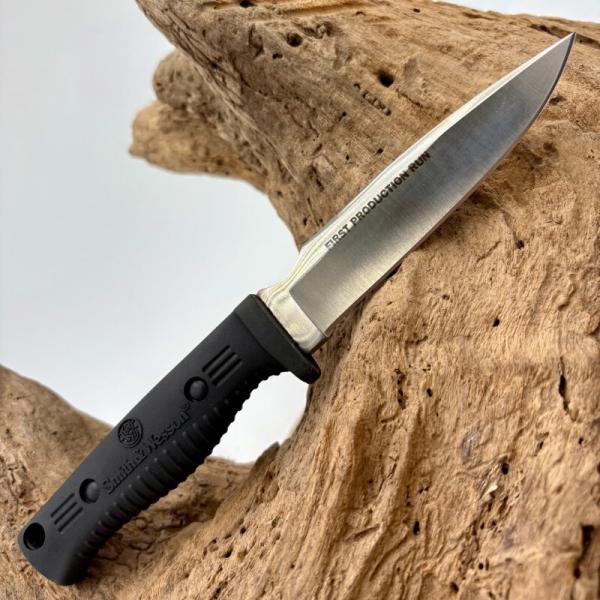 Smith & Wesson Fixed Blade Knife SW-630 1st Production Run Leather Sheath (A010)