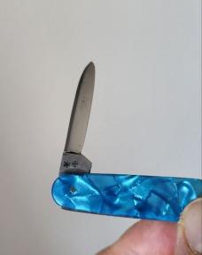 3 1/4" Joseph Rodgers 2-Blade Pen Knife, Nice Blue Celluloid Scales