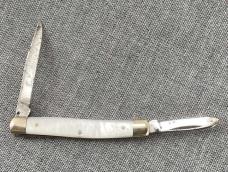 Kabar – 2 Blade Serpentine Pattern – Mother of Pearl