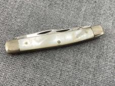 Queen Cutlery – Mini Stockman pattern #54 – Mother of Pearl – 1958-1960