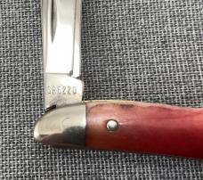 WR Case & Sons – Peanut pattern SR6220 – Smooth Red Bone handles – 1 dot 1979