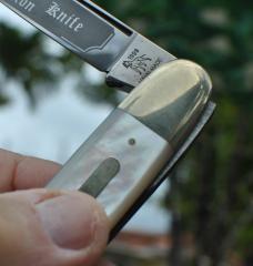 Parker Bulldog 1998 Pearl Anglo Saxon Whittler % 1/4" Factory Mint Master Blade Etched Prototype 