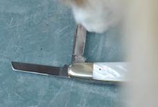 Parker Bulldog 1998 Pearl Anglo Saxon Whittler % 1/4" Factory Mint Master Blade Etched Prototype 