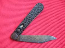 SCHRADE. CUT CO. Hunters Pride WALDEN NY USA Switchblade Knife