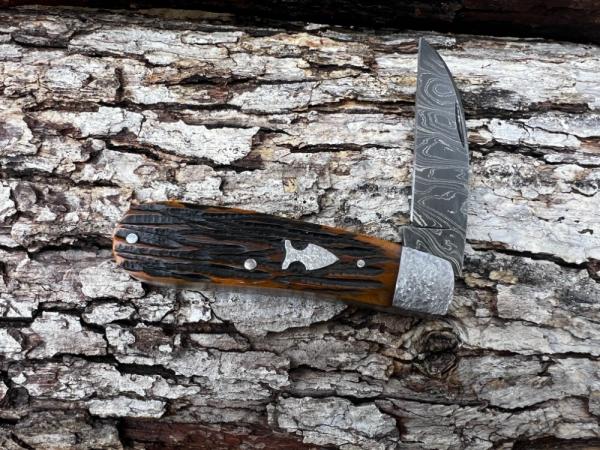 SACRED BEAR "TORY UTT" CUSTOM JIGGED BONE DAMASCUS SWAY BACK