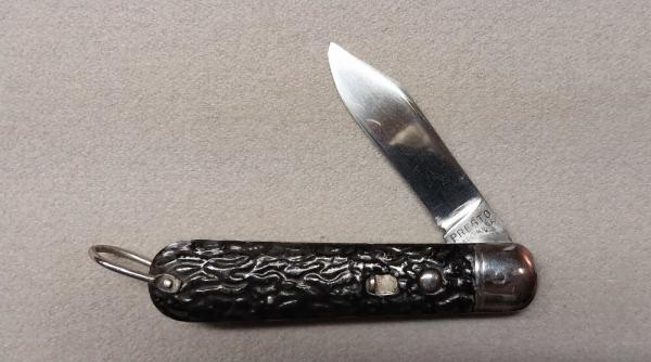 4 1/4" Presto with Imitation Stag Painted Metal Handles. 