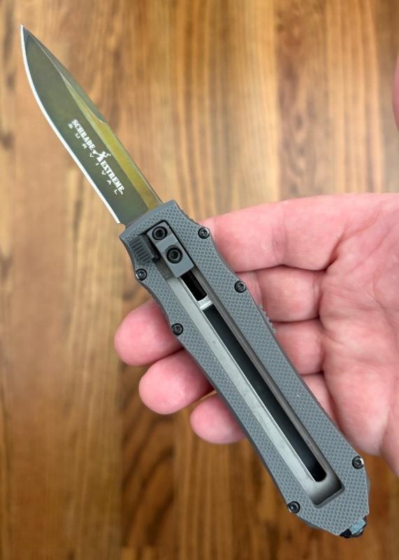 Schrade SCHOTFG Assisted Opening Out The Front OTF Knife, Unused 