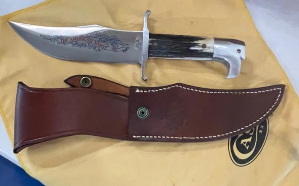 Case XX 1976 Bicentennial Double Eagle Hunter Fixed Blade Stag