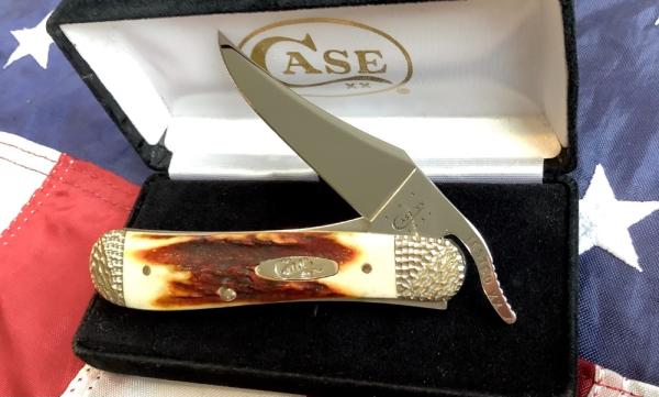 2012 Case xx Russlock Knife w/ Super Red Stag Handles (mdl# R51953L SS) -NOS in Orig hard black box 2012 Case xx Russlock Knife w/ Super Red Stag Handles (mdl# R51953L SS) -NOS in Orig hard black box