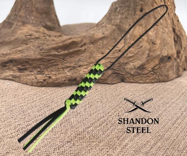 We Knife Co Ltd Paracord Lanyard A03A Pocket Knife Accessory Green Black NIB We Knife Co Ltd Paracord Lanyard A03A Pocket Knife Accessory Green Black NIB