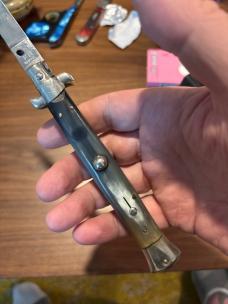 FP Rostfrei Rotating Bolster Release