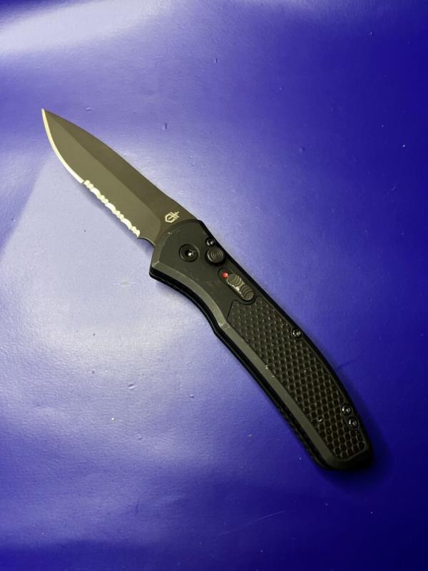 Gerber Empower Automatic Knife Black