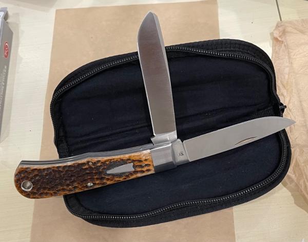 #10367 CASE XX TONY BOSE COLLABORATION 2019 BROWN BULLNOSE TRAPPER KNIVES NEW