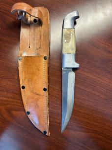 Rare Early Unstamped Ruana Fighting Knife from 1938-43. Unused, Never sharpened. Original Sheath. 