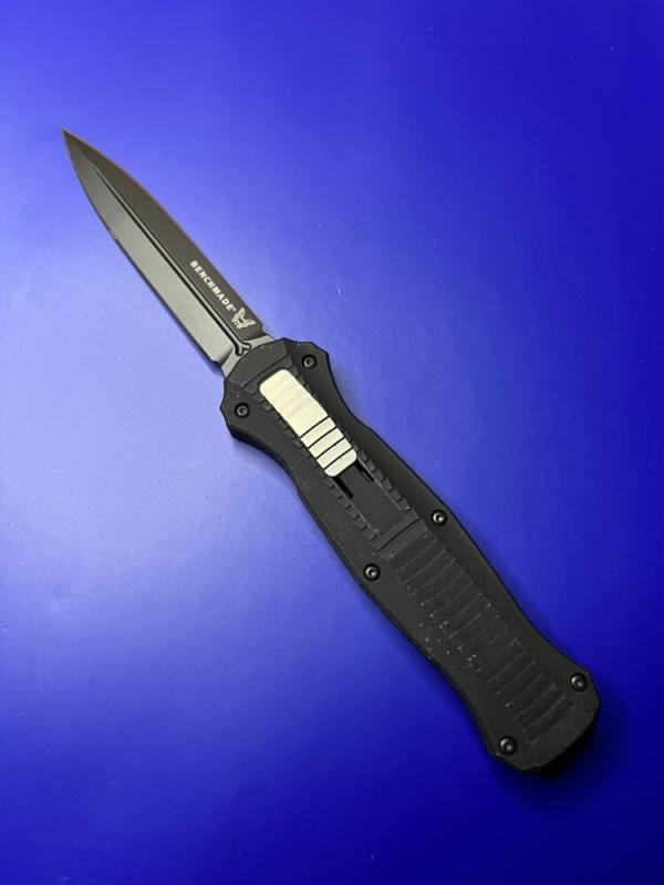 Benchmade Infidel D/E Dagger OTF Automatic Knife  3300BK