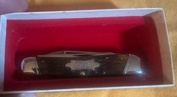 1990 Case Tested XX 630109 Bow Tie Badge Whittler.  3 Blade w/Copy of COA. Mint Condition!