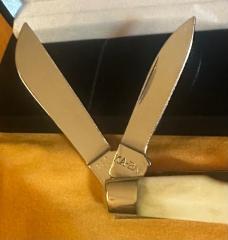 RARE KABAR 1988 #USC88 4 BLADE LARGE CONGRESS SMOOTH BONE KNIFE.  SERIAL # 280. MINT CONDITION!