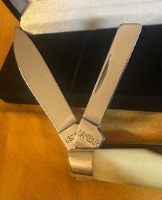 RARE KABAR 1988 #USC88 4 BLADE LARGE CONGRESS SMOOTH BONE KNIFE.  SERIAL # 280. MINT CONDITION!