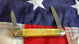 Bulldog Brand HAND MADE 2 Blade Pen Knife w/ Fiery Gold Lip Pearl Handles -NOS & Mint