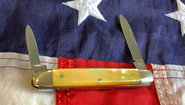 Bulldog Brand HAND MADE 2 Blade Pen Knife w/ Fiery Gold Lip Pearl Handles -NOS & Mint