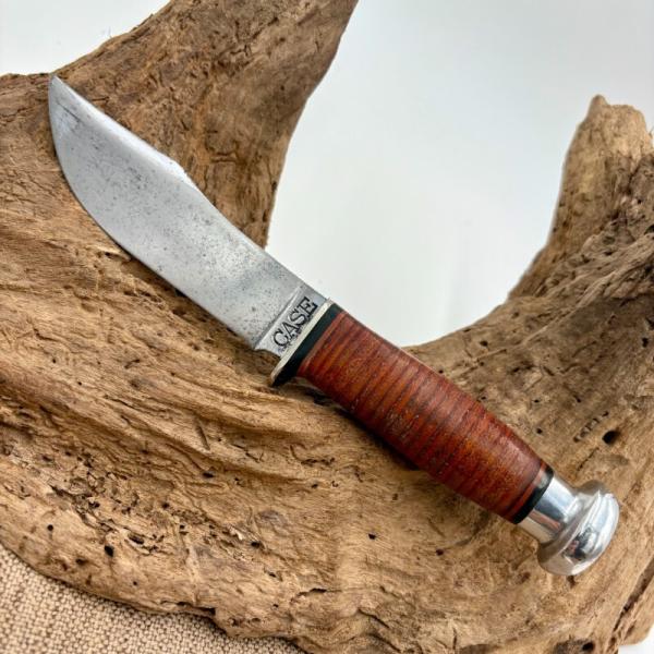 Case XX 1940 - 1965  Vintage Fixed Blade Hunter Stacked Leather Handle Knife A10