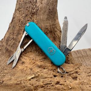 Victorinox Swiss Army 58mm Knife CLASSIC SD Mountain Lake 0.6223.23G (184)