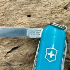 Victorinox Swiss Army 58mm Knife CLASSIC SD  Mountain Lake  0.6223.23G (184)