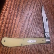 CASE 1970-71 YELLOW FARMER TRAPPER