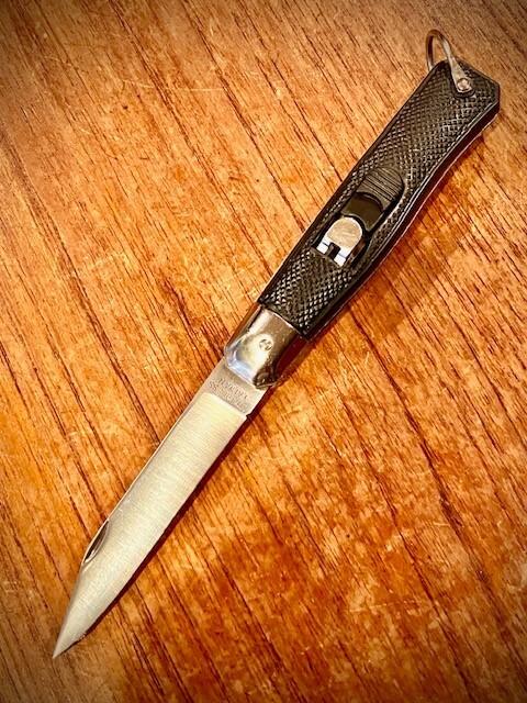 Unique EDC SLIDE LOCK Automatic