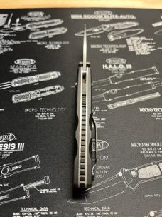 Benchmade 585 MINI-BARRAGE
