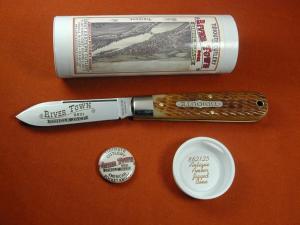 Great Eastern GEC Antique Amber Jigged Bone River Town Jack Knife Rare 862125 USA Made