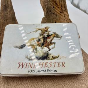 Winchester 2005 Limited Edition 3 Knife Set in Metal Collectors Tin Pocket Knife