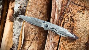Mcusta MC-31D Shinra Kasumi VG-10 Core Damascus Blade & 3.75" Handle Folding Knife