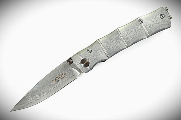 Mcusta MC-33D Shinra Take VG-10 Core Damascus Blade 3.75" Bamboo Damascus Handle Folding Knife