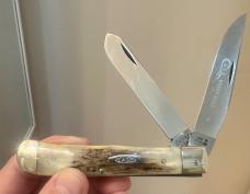 1976 Case XX Razor Edge Stag Trapper. Rare knife that comes from very first set of Case Stags. Mint!